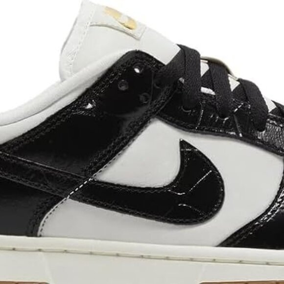 Nike Womens Dunk Low LX Sneakers - Picture 6 of 6